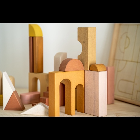 Montessori Wood apartment building blocks - Picture 11 of 12